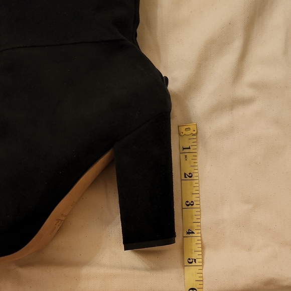 Loro Piana Knee-High Women's Boots - Picture 2 of 6